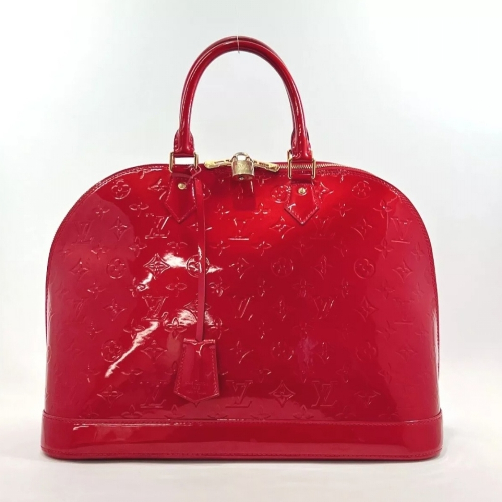 Like New Louis Vuitton Alma in Pomme Rouge